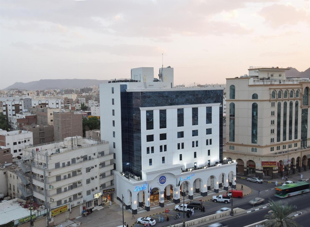 Zaha Al Munawara Hotel